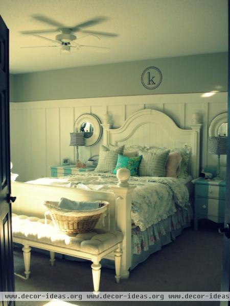 beach house - traditional - bedroom - other metro