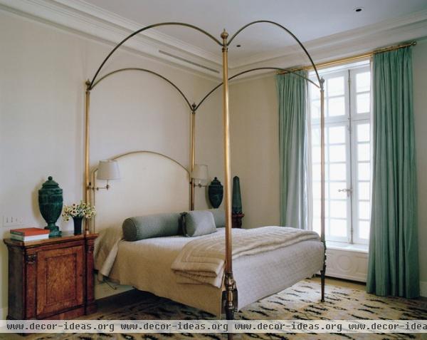 traditional by Rizzoli New York