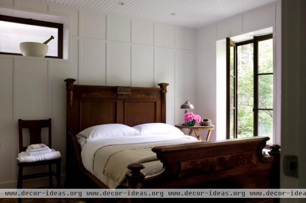 rustic bedroom by Jean Longpré