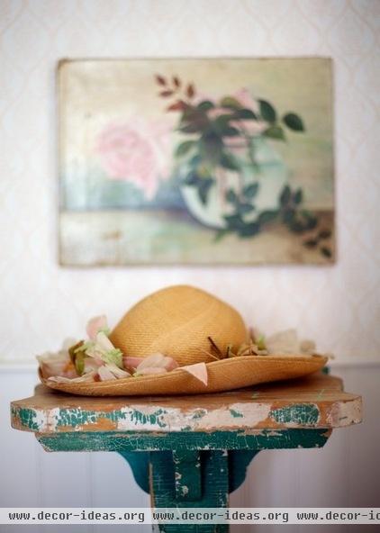 beach style by Alison Kandler Interior Design