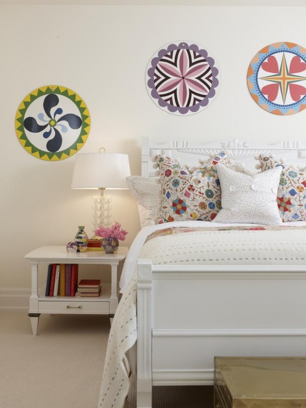 Kids Bedroom with Fun Prints and White Furniture : Designers' Portfolio