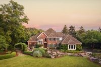 Tips for Winning a Bidding War in a Hot Home Market
