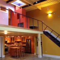 Houzz Tour: A Modern Loft Gets a Little Help From Some Friends