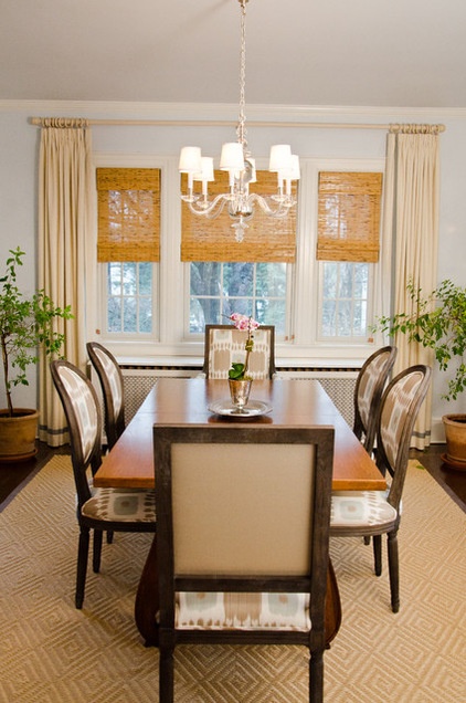 Traditional Dining Room by Rajni Alex Design