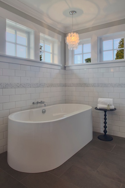 Traditional Bathroom by Richardson Homes Ltd