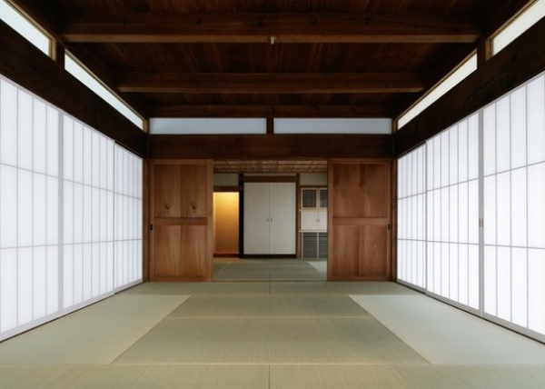 Contemporary Living Room by 青木茂建築工房｜SHIGERU AOKI ARCHITECT & ASSOCIATES inc.