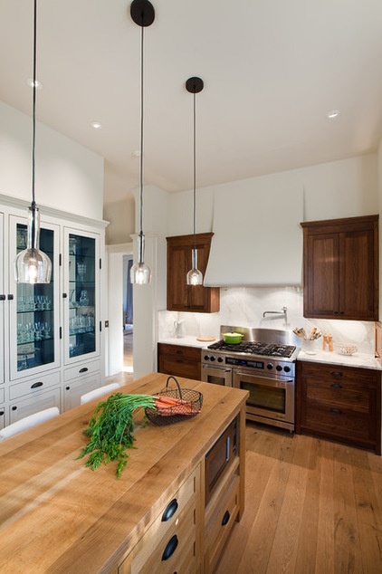 Traditional Kitchen by Tim Cuppett Architects