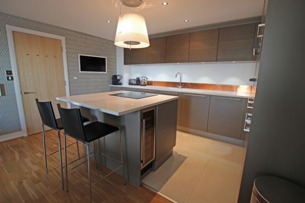 Contemporary Kitchen by LWK Kitchens London