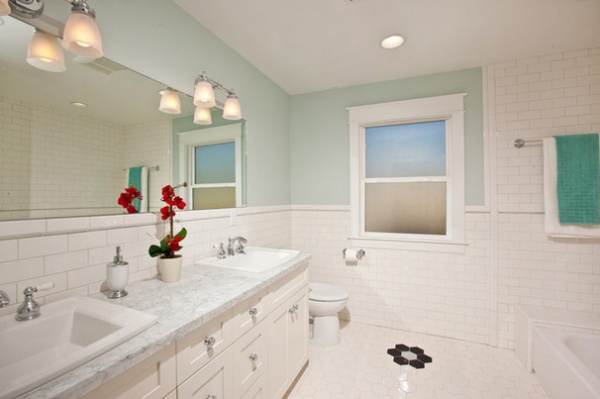 Traditional Bathroom by Stewart Thomas Design-Build