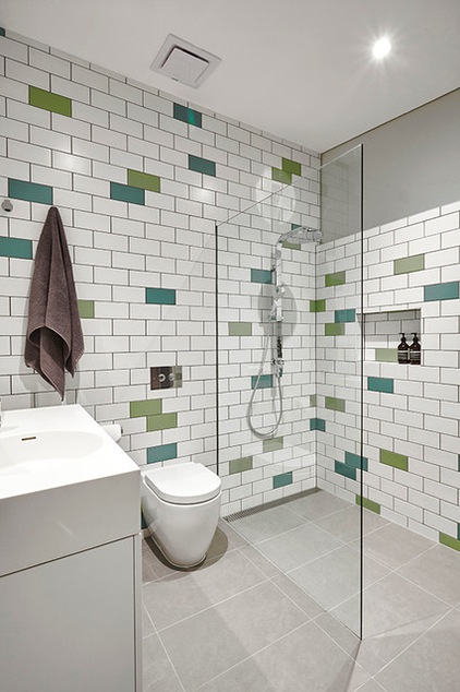 Modern Bathroom by Architect Hewson