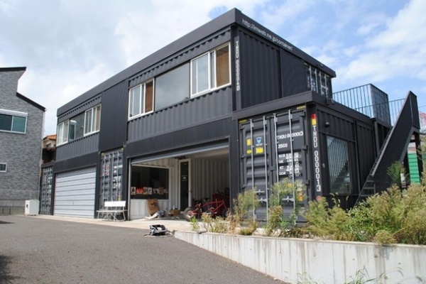 Contemporary Garage And Shed by コンテナハウス2040JP