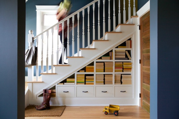 Transitional Staircase by Lynn Donaldson & Associates