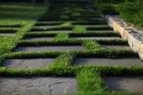 Traditional Patio by Janice Parker Landscape Architects