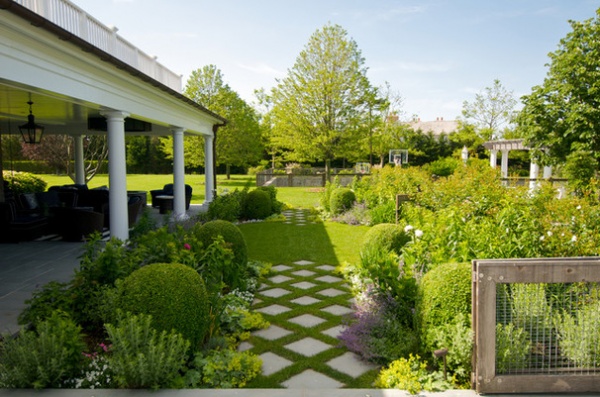 Traditional Landscape by Lear & Mahoney Landscape Associates