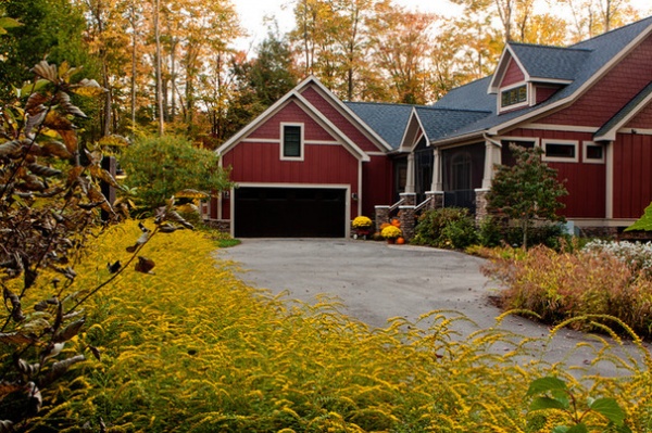 Craftsman Landscape by Blue Ridge Landscaping