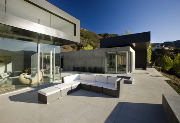 Modern Patio by Abramson Teiger Architects