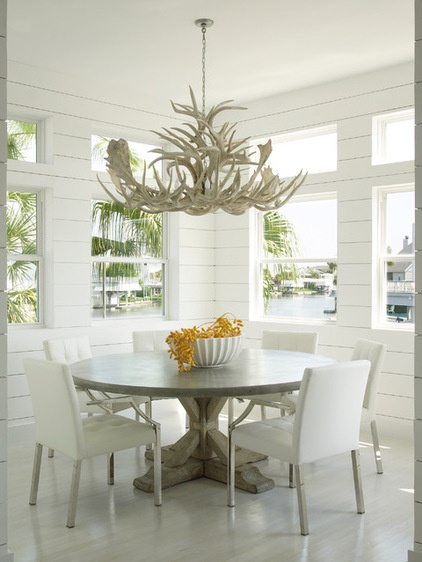 Beach Style Dining Room by Laura C. Singleton Interiors