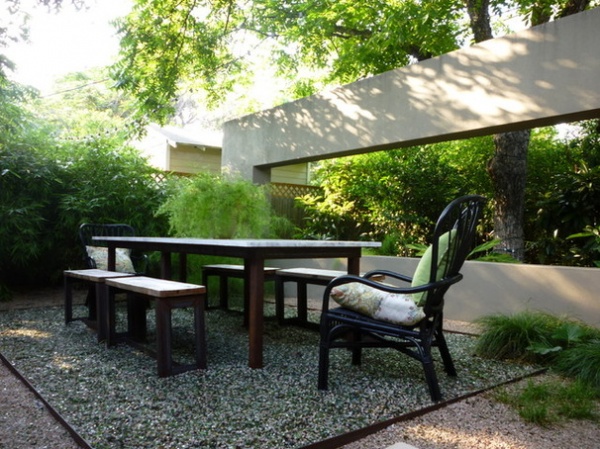 Contemporary Patio by Studio Balcones