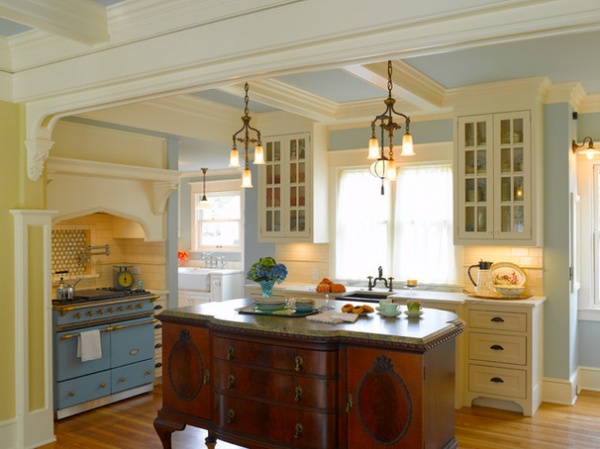 Victorian Kitchen by ROM architecture studio