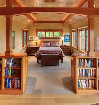 Traditional Bedroom by David Edrington, Architect