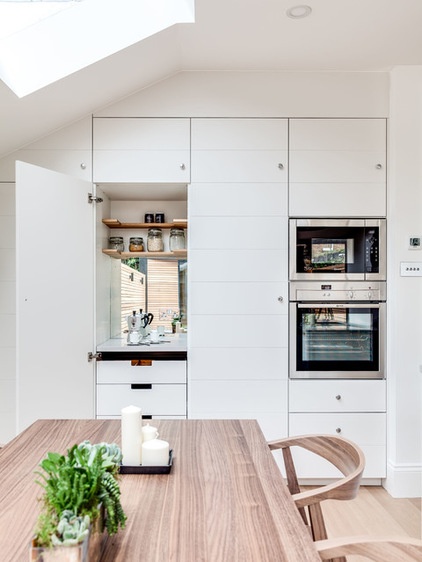 Scandinavian Kitchen by JLB Property Developments