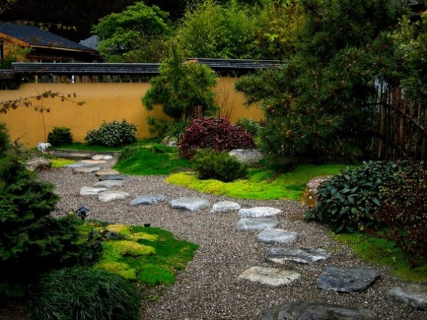 Asian Landscape by Facciuto Landscape Design & Construction