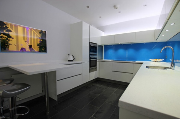 Modern Kitchen by LWK Kitchens London