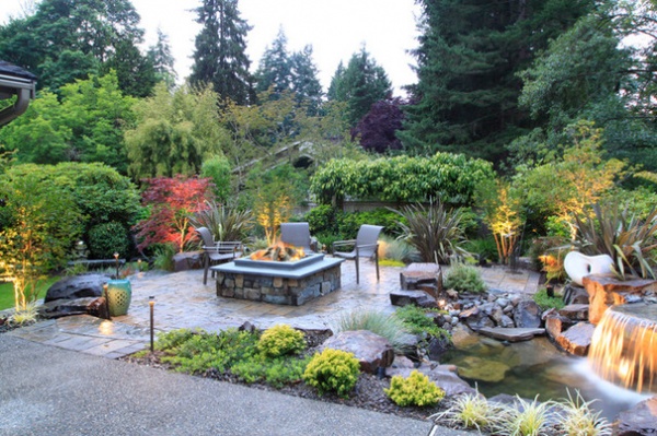 Traditional Landscape by Alderwood Landscape Architecture and Construction