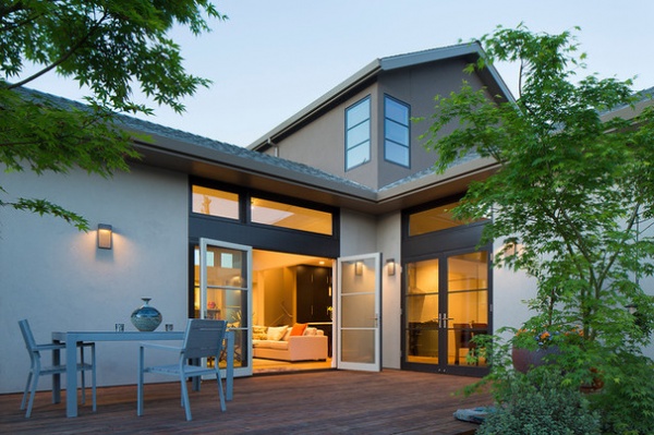 Contemporary Patio by Amy A. Alper, Architect