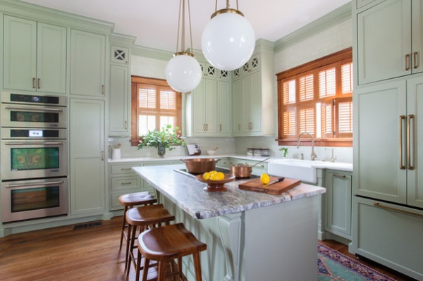 Traditional Kitchen by Sarah Stacey Interior Design