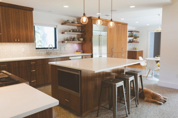 Midcentury Kitchen by Heather Banks