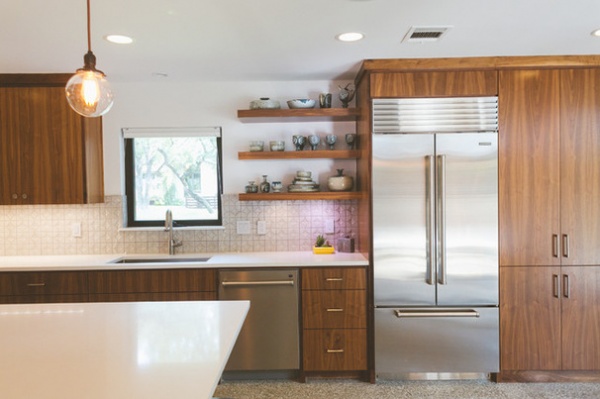 Midcentury Kitchen by Heather Banks