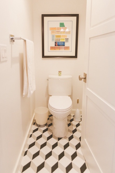 Midcentury Bathroom by Heather Banks