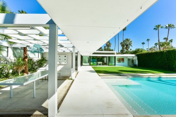 Modern Patio by Studio AR+D Architects