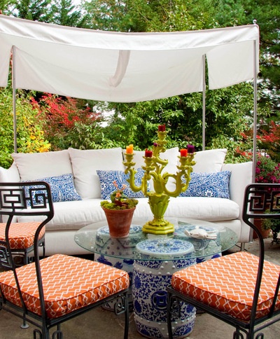 Contemporary Patio by Leslie Hayes Interiors