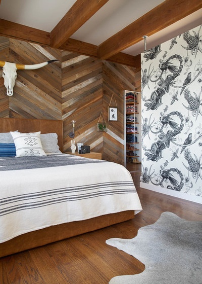 Southwestern Bedroom by Studio Revolution