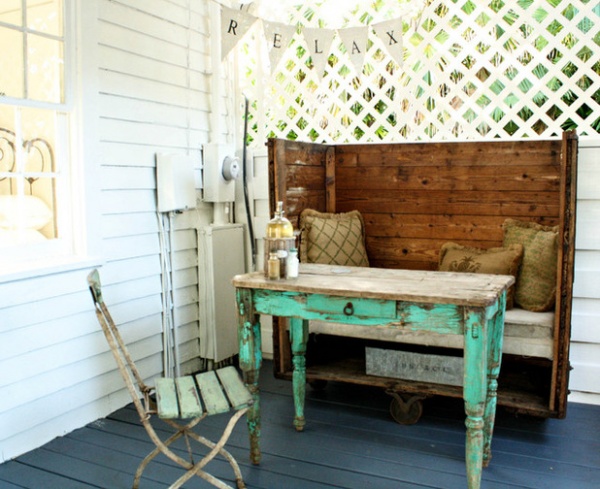 Shabby-chic Style Porch by Mina Brinkey