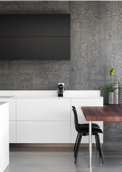 Modern Kitchen by MINOSA