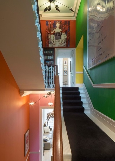 Contemporary Staircase by Hub Architects and Designers ltd