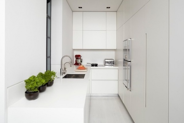 Modern Kitchen by TLA Studio aka Trevor Lahiff Architects