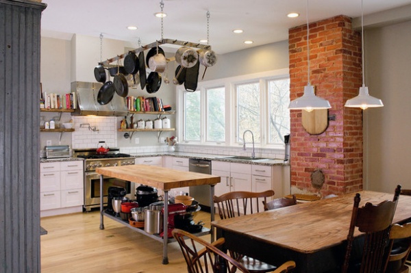 Farmhouse Kitchen by Jonathan Kuhn Architect