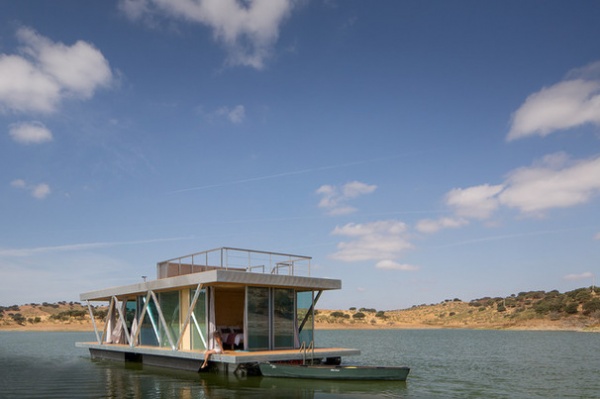 Embrace a Life on the Water With a Prefabricated Floating Home