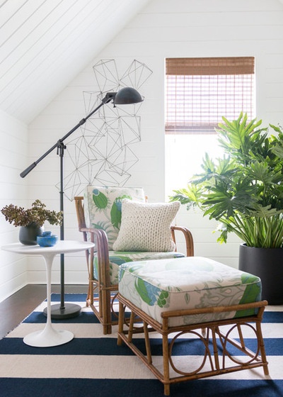 Beach Style Living Room by Matthew Caughy Interiors