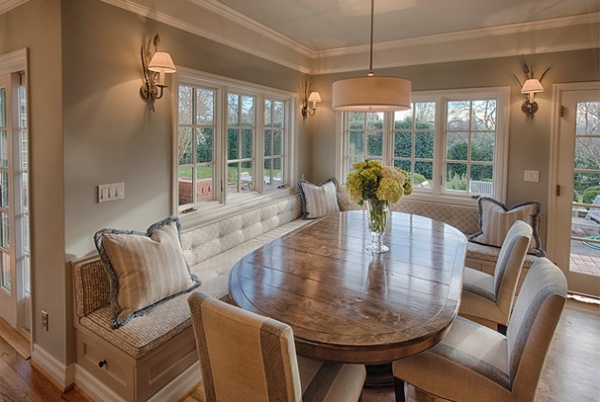 Traditional Dining Room by Ann McCulloch Studio