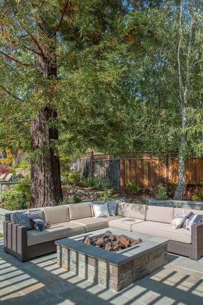 My Houzz: A Family Backyard for Dining, Relaxing, Swimming and Playing