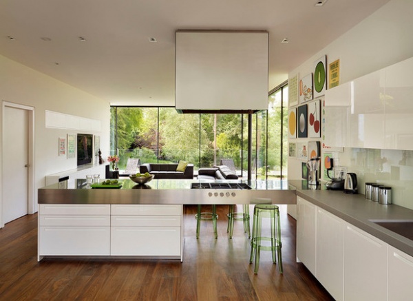 Contemporary Kitchen by Gregory Phillips Architects